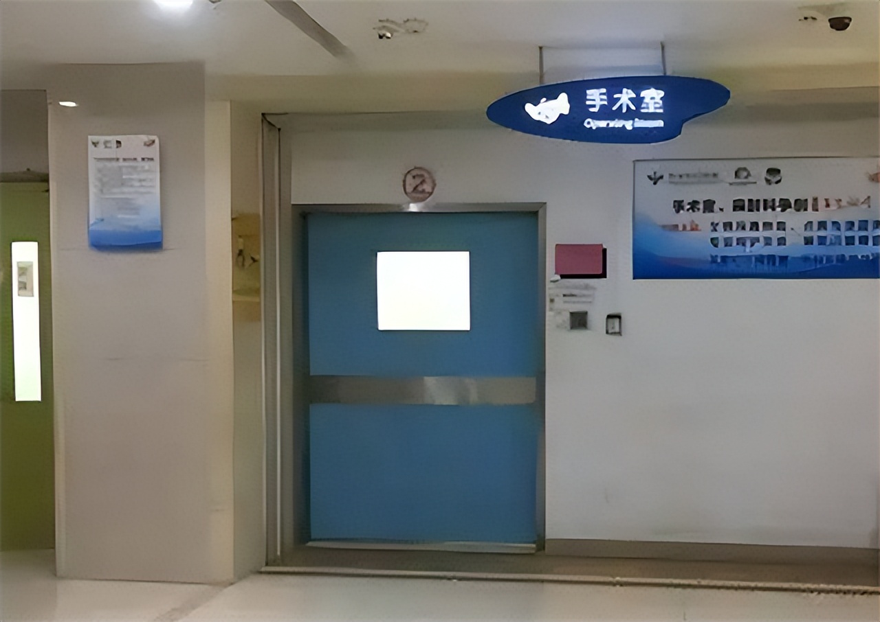 2005年,山东女子人流手术被实习医生围观,怒将医院告上法庭