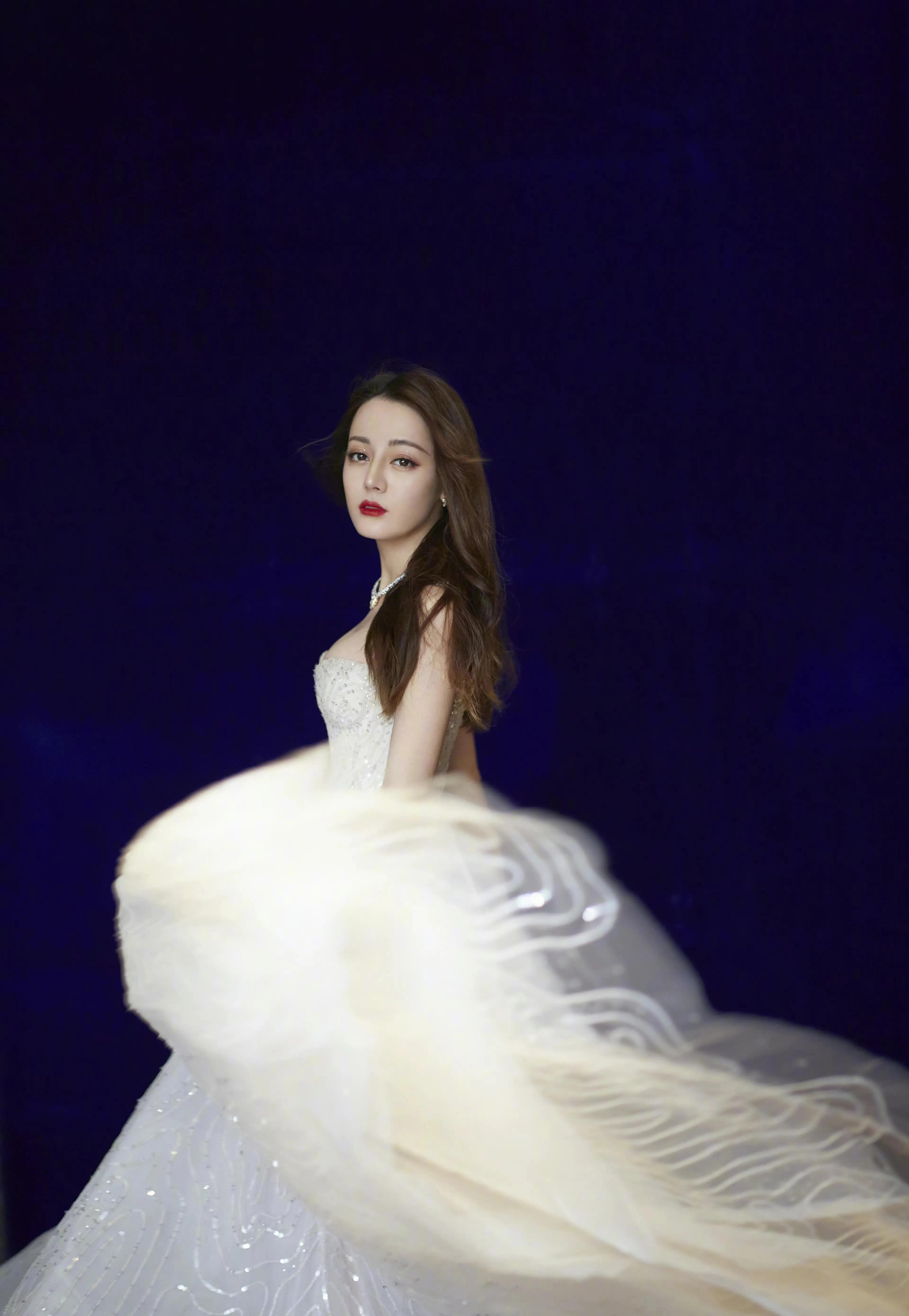 迪丽热巴绝美壁纸