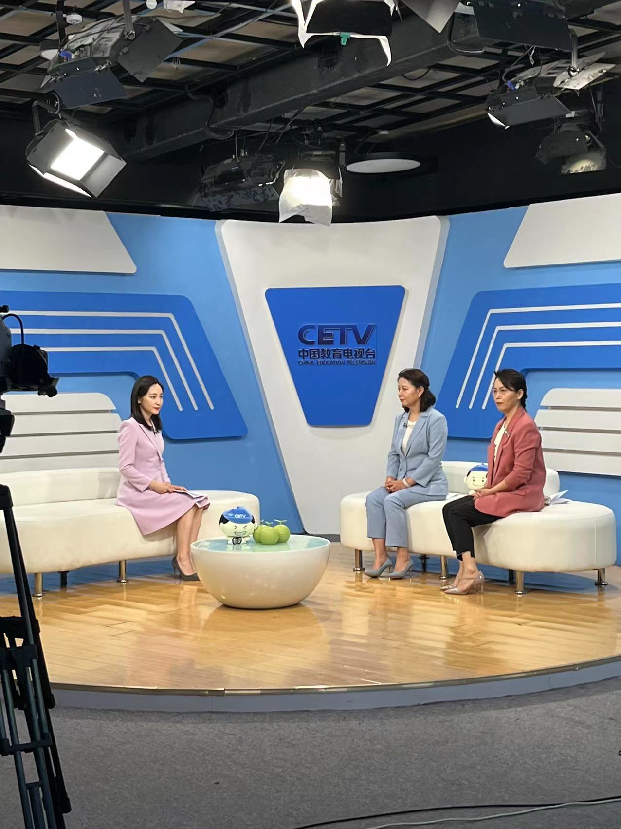 中国教育电视台取消部分广告时段推出特别编排 服务“停课不停学”