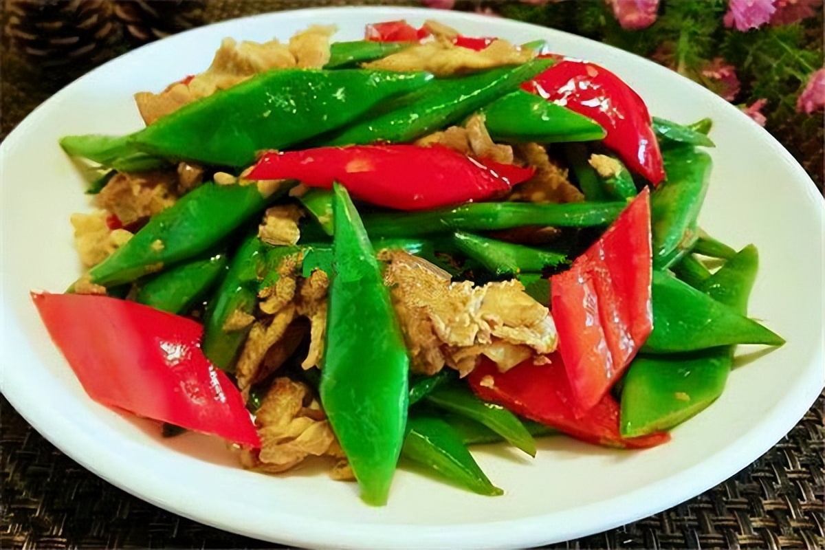 40余款菜肴推荐，家常味道不输饭店，做法简单一学就会，值得尝试