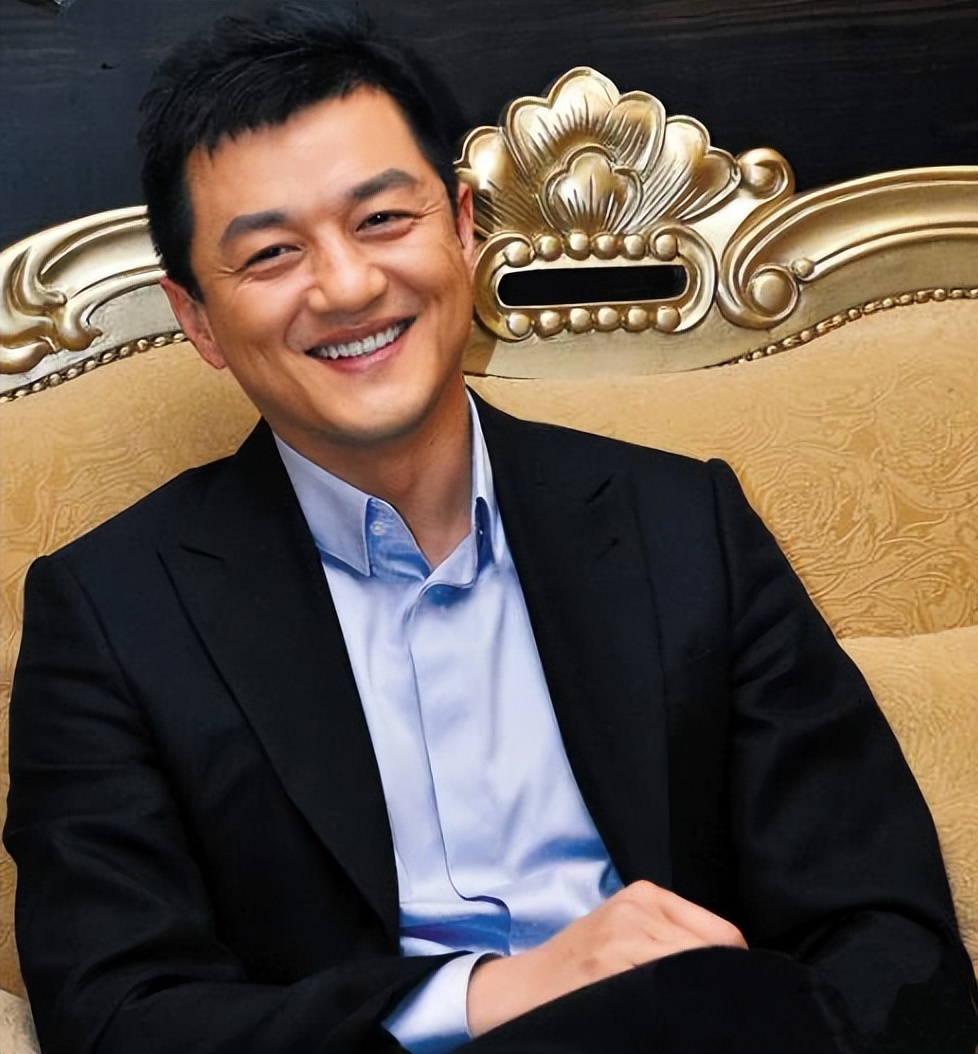 海哈被指将独带女直播,李亚鹏幼女疑病情恶化,不顾家庭专心事业