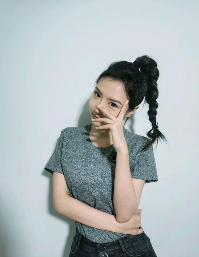 茗洋娱乐—美女明星—刘美麟