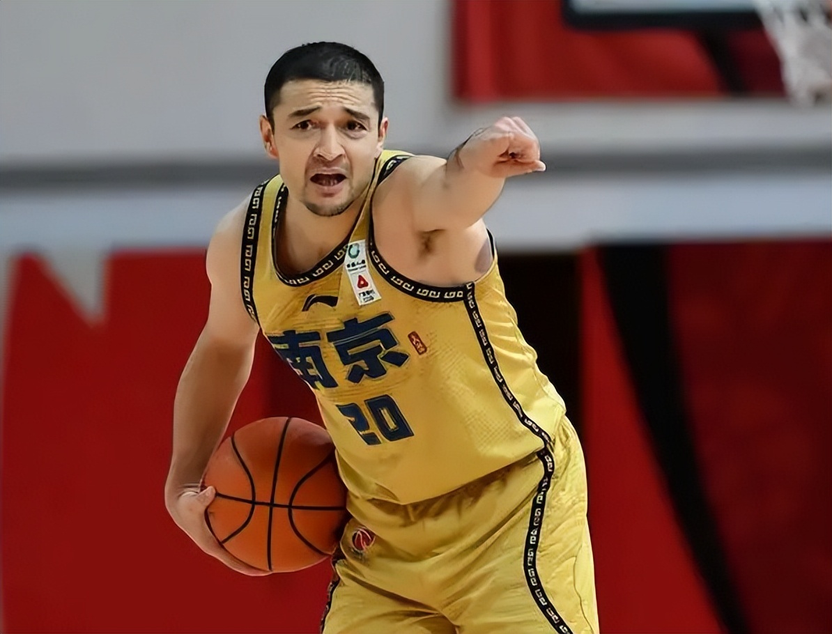 有哪些nba球员在当主教练(兼任球员和主教练,西热力江cba历史第三人!