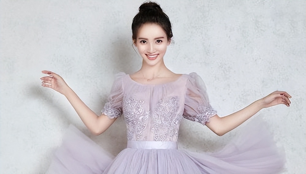 颜值不足脖子凑！这8位女星的天鹅颈太优越，气质一下就出来了