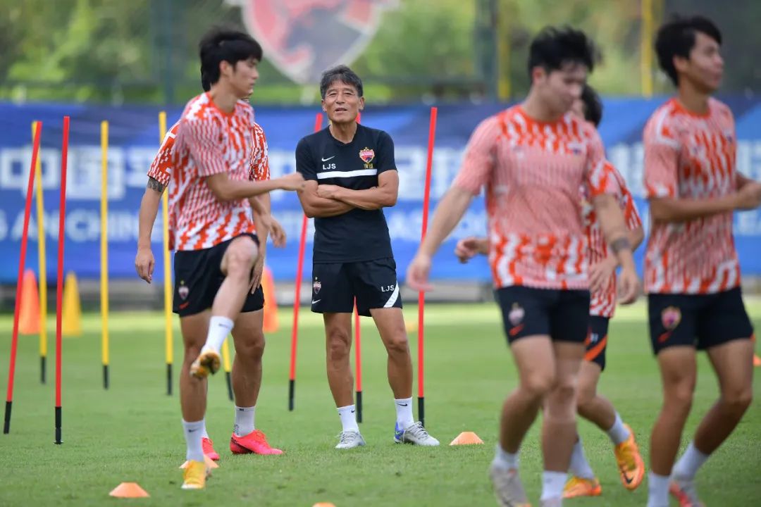 中超第二阶段什么时间开始比赛（足球报：中超第二阶段确定8月5日开赛 第11轮对阵确定）