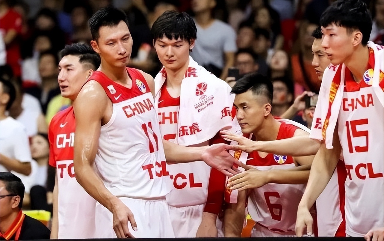 FIBA官方闹乌龙？中国男篮惨遭忽略，昔日亚洲霸主的存在感有多低
