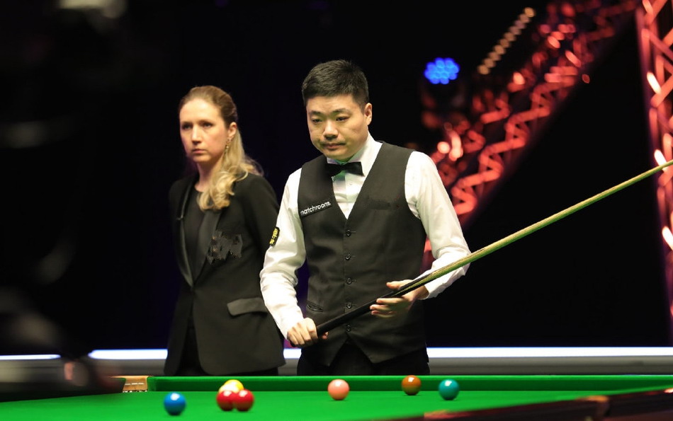 斯诺克英锦赛决赛直播时间（今晚！丁俊晖出战斯诺克英锦赛决赛，为世界杯让路，央视这样直播）