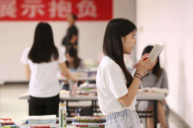 大学期末考试可以抄吗（浙大期末考试允许带小抄）