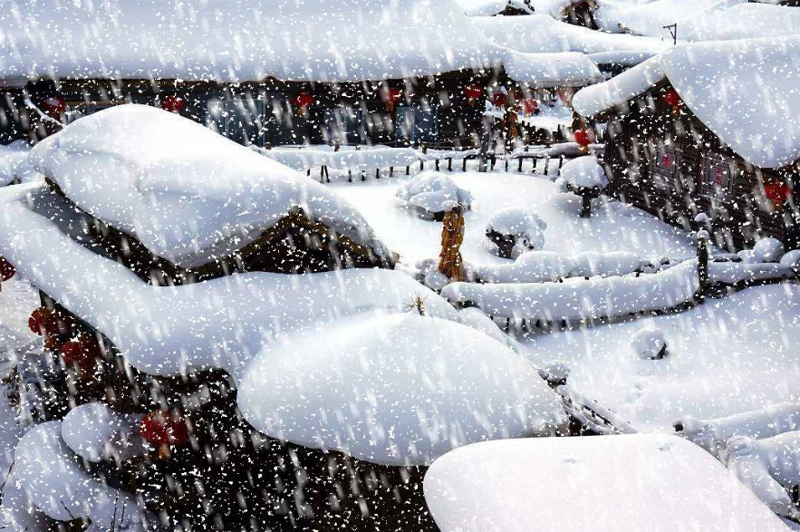 诗词鉴赏-冬天最爱下雪天，十二首喜雪的诗词，每一句都很唯美