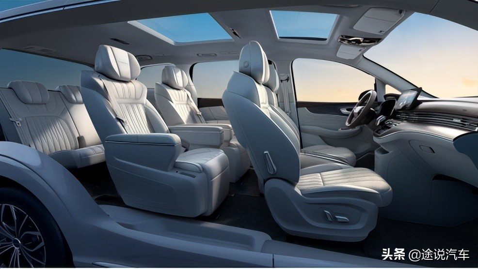 开启全新纯电生活，荣威新能源iMAX8 EV实车已到店