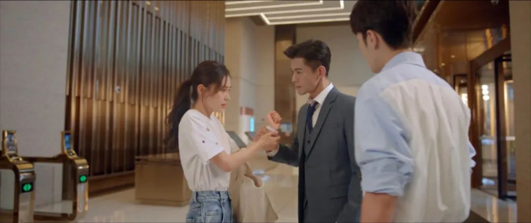 Angelababy再遭群嘲，这回不怪她的演技