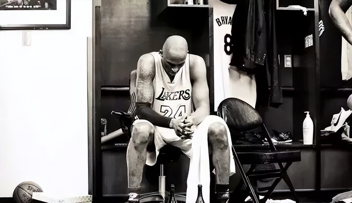 科比退役比赛回放（科比退役六周年，他和那场60分的表演，你还记得吗？）