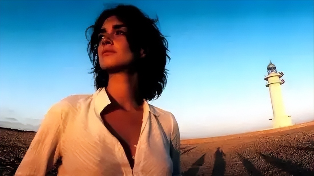 《露西亚的情人》：爱就是宽容与救赎