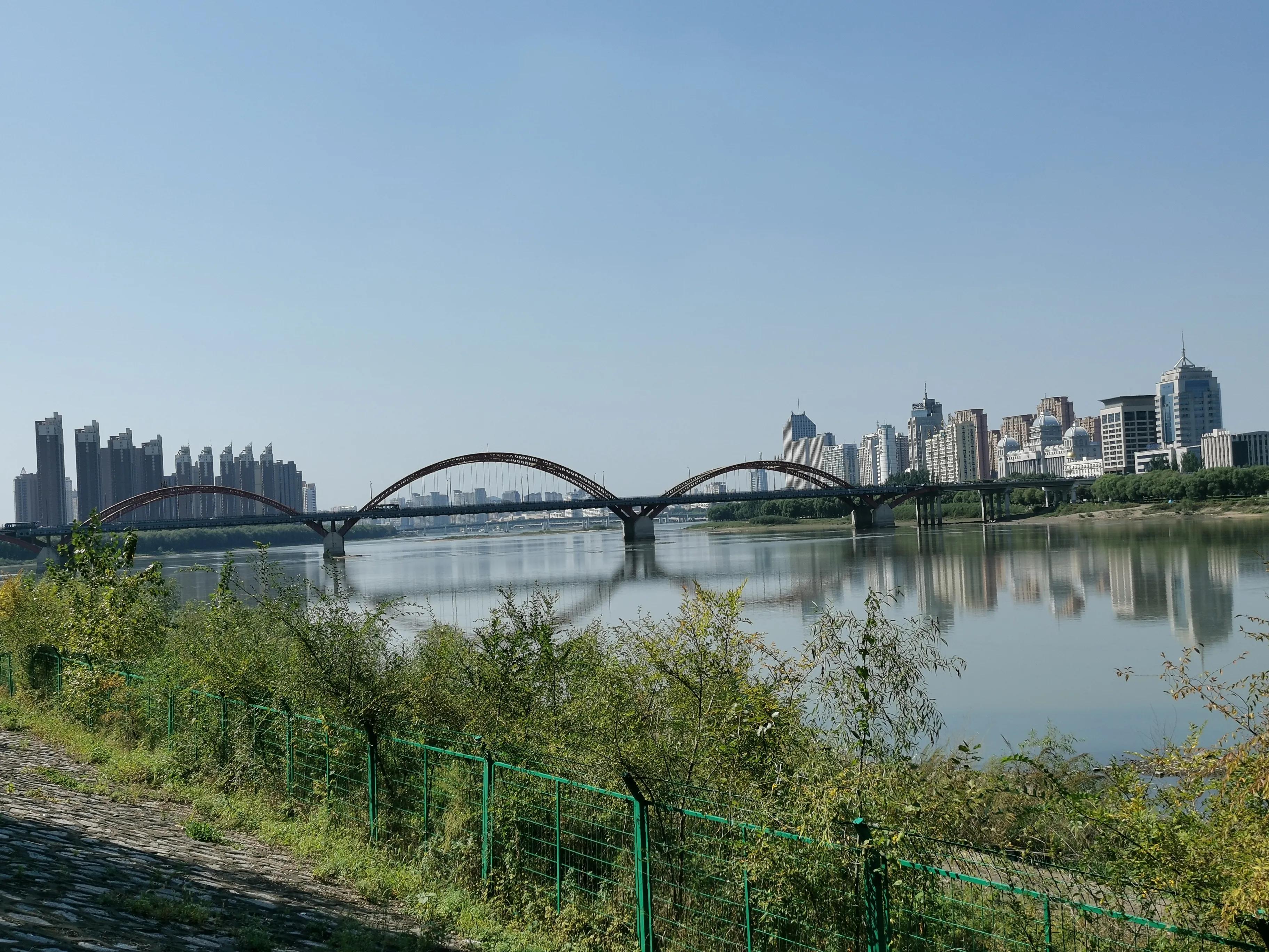 吉林市松花江上铁路桥