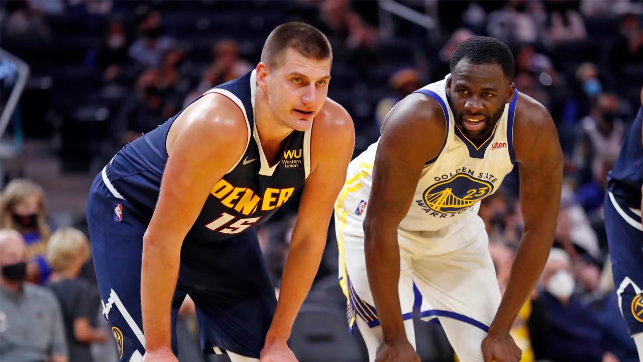 nba常规赛勇士vs掘金（勇士战胜掘金，晋级半决赛！谁注意到威金斯的表现？他付出了许多）
