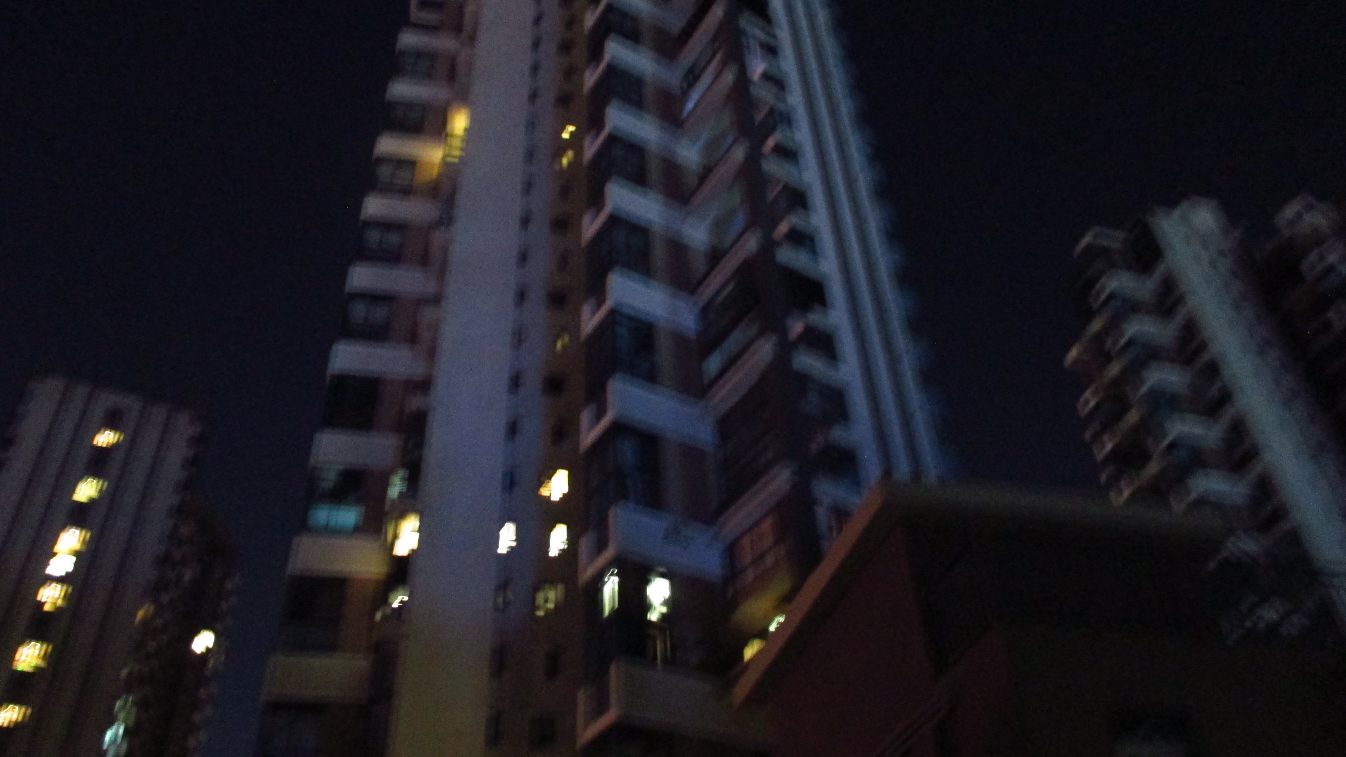 被时代淘汰的CCD卡片机，在小红书上重新走红