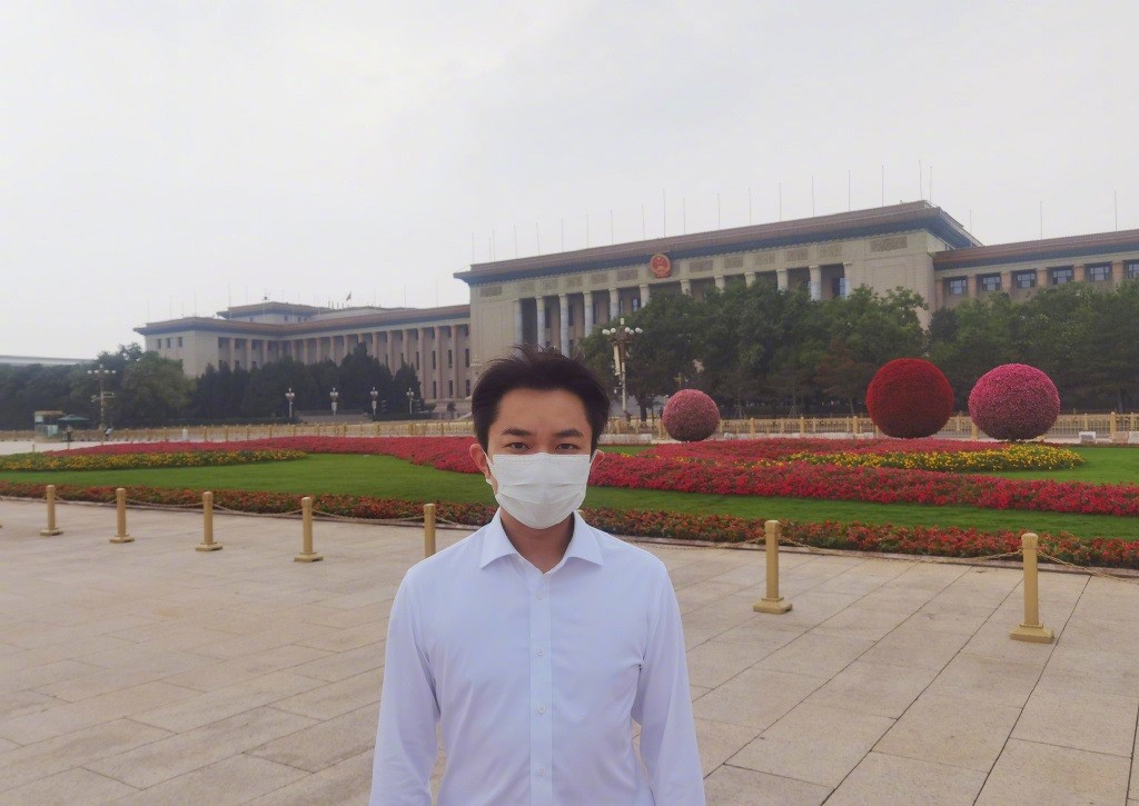 宋轶转发文案风波有感：明星们的虚假式爱国转发，大可不必