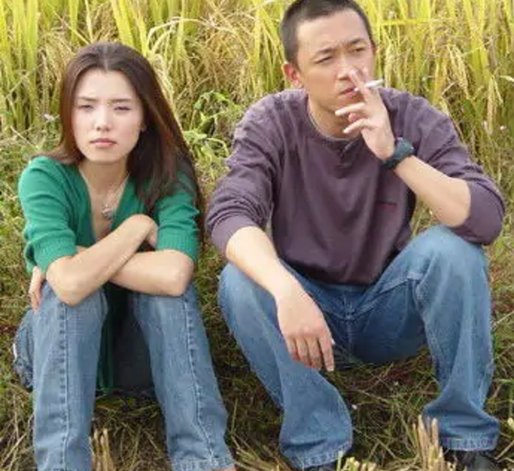 知名演员李佳璇：导演丈夫去世8年，与狗为伴，她的痴情让人泪目