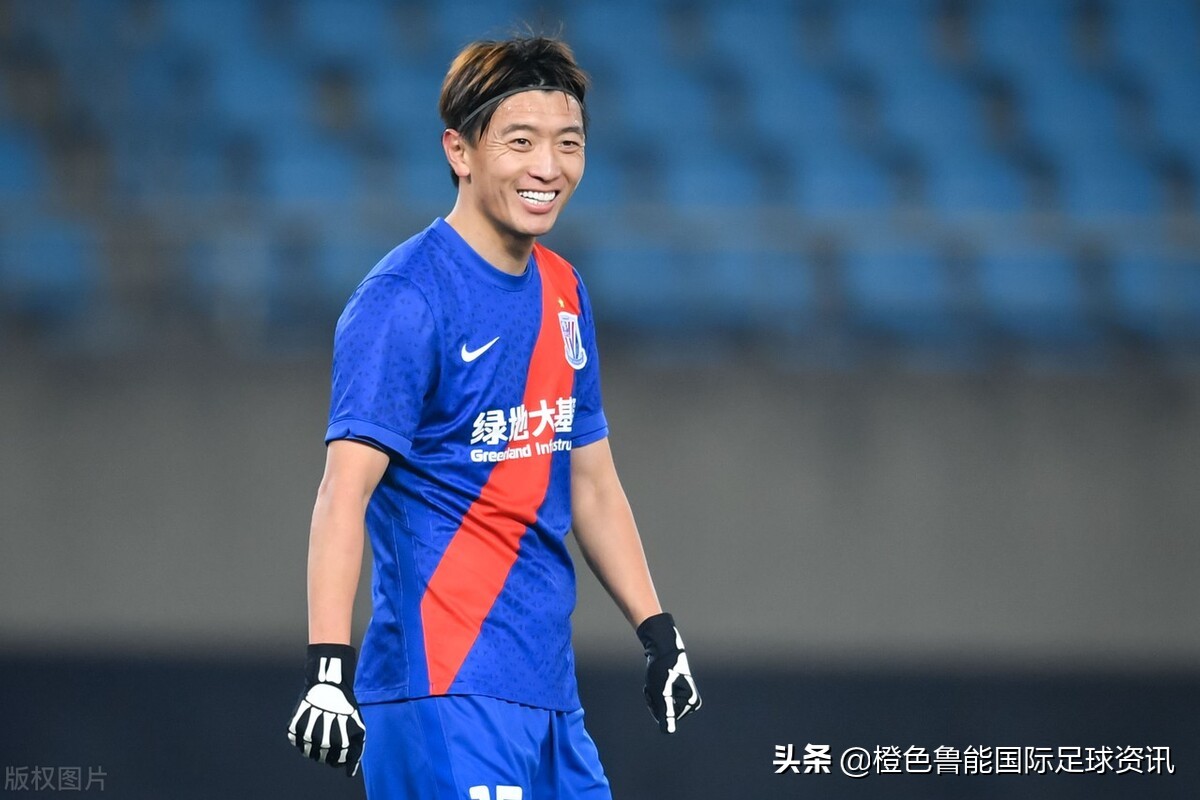 中超顶薪1200万什么水平（从1200万到500万，然后到300万，中超顶薪传闻再降低，球员自找的）-趣拿体育