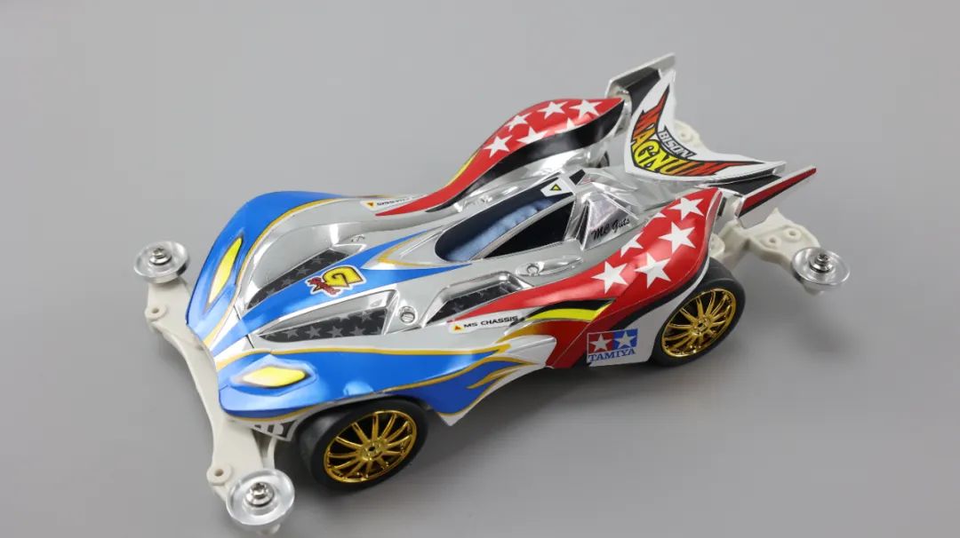 四驱兄弟世界杯篇26集(你知道小豪小烈一共有多少辆车吗?