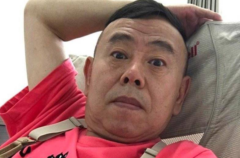 被传全家移民美国?66岁的潘长江回应:我哪都不去