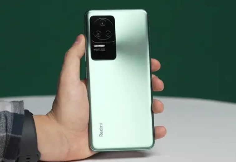 苹果小米开启价格战，部分机型“大跳水”，酷派新机成618人气王