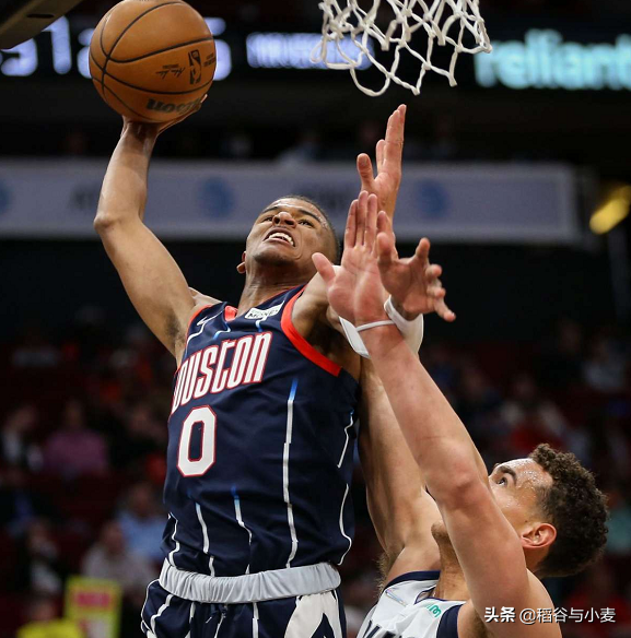 为什么nba里面没有火箭(毫无球权，毫无地位！火箭选中他究竟是为了什么？)