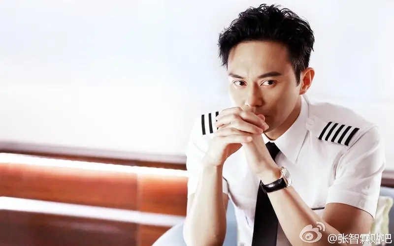 娱乐圈的冻龄男神，每个年轻时候都超帅，最老的已70多岁