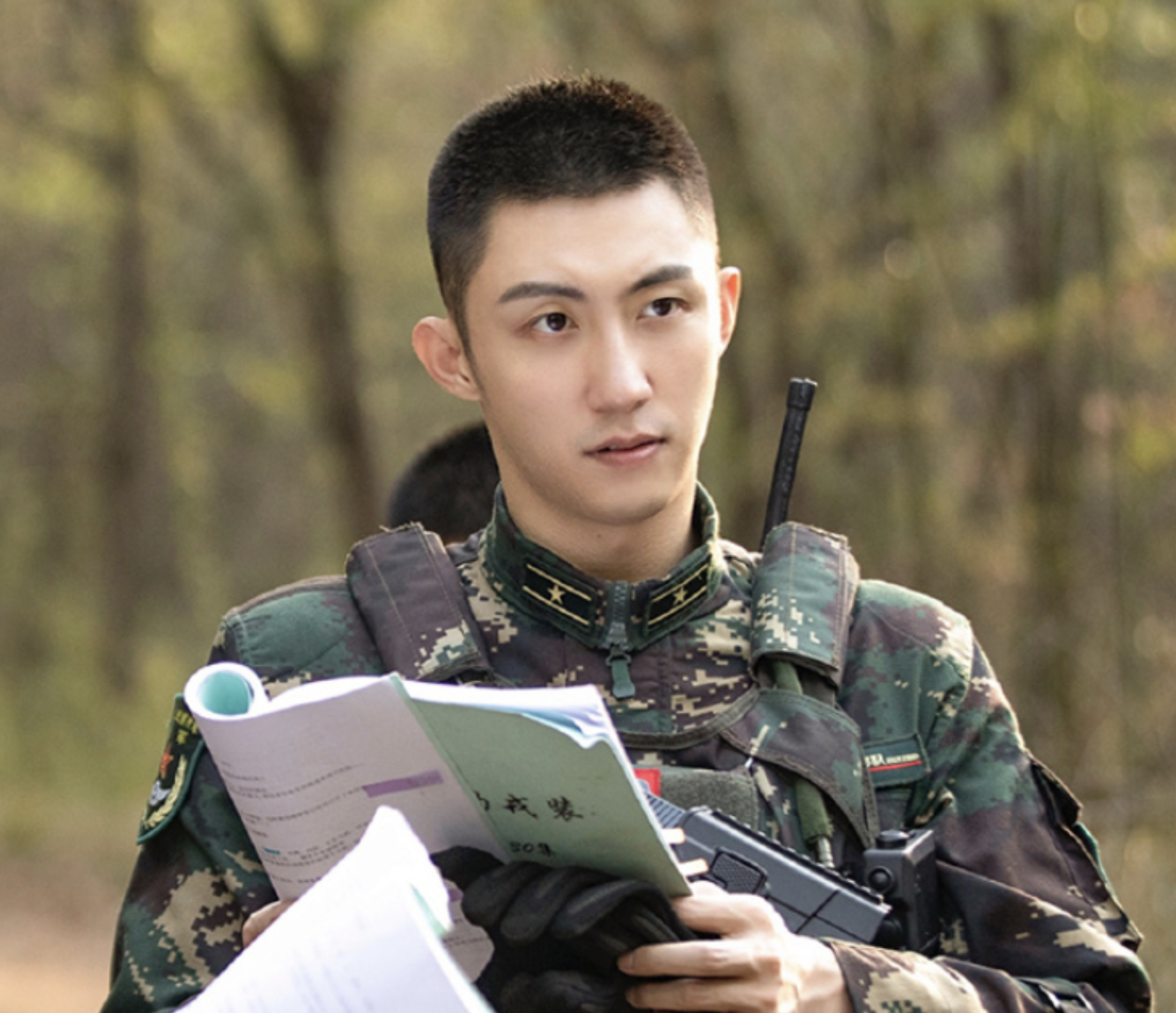 这6位男明星演的军人,看着让人太难受