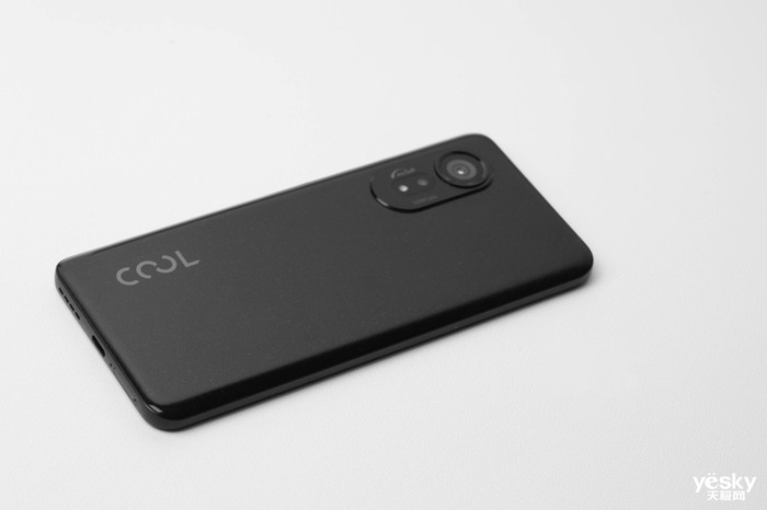 酷派COOL 20S外观：仲夏夜