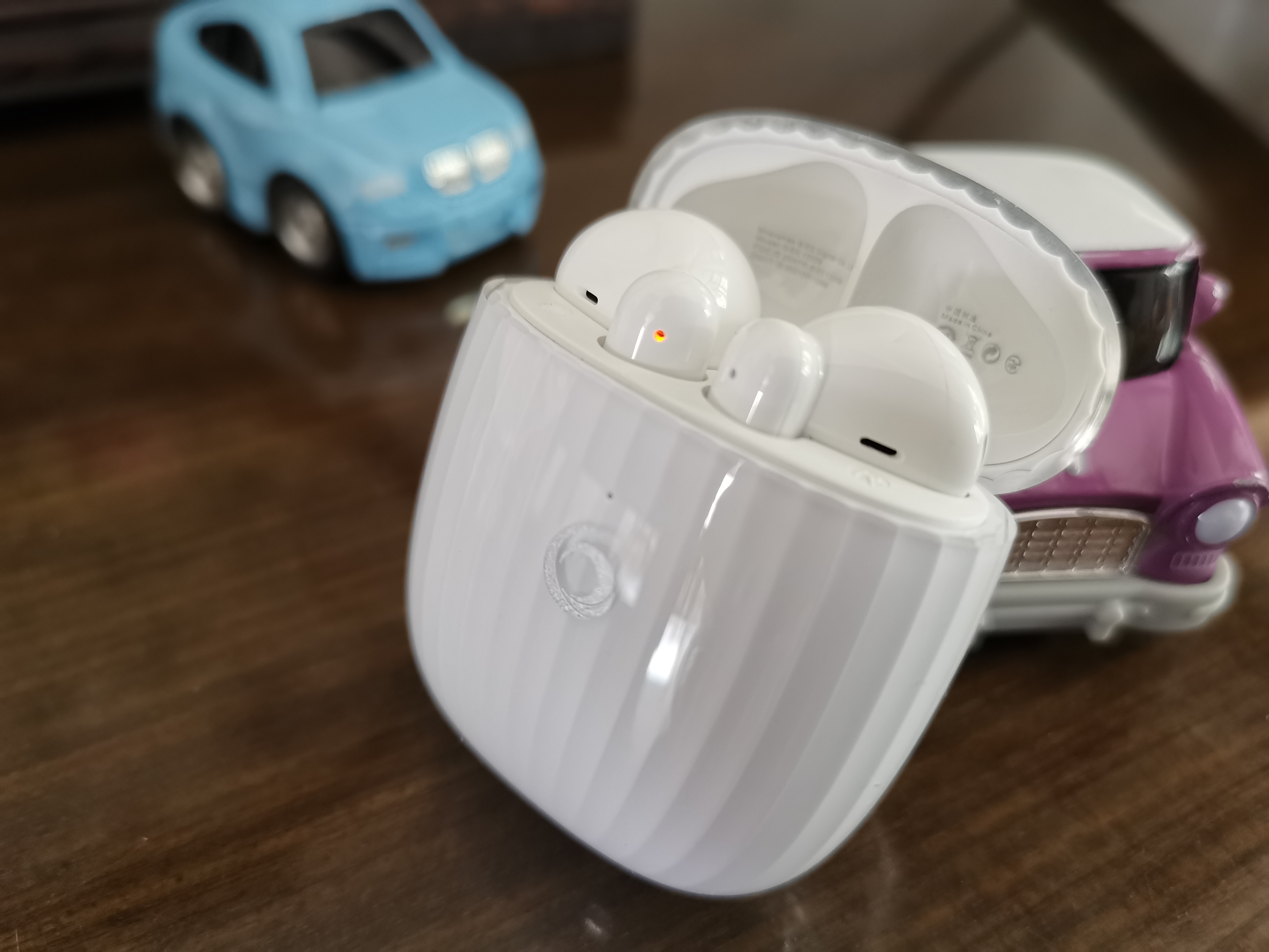 100多元只能买个好看？GIEC CandyPods真无线蓝牙耳机体验