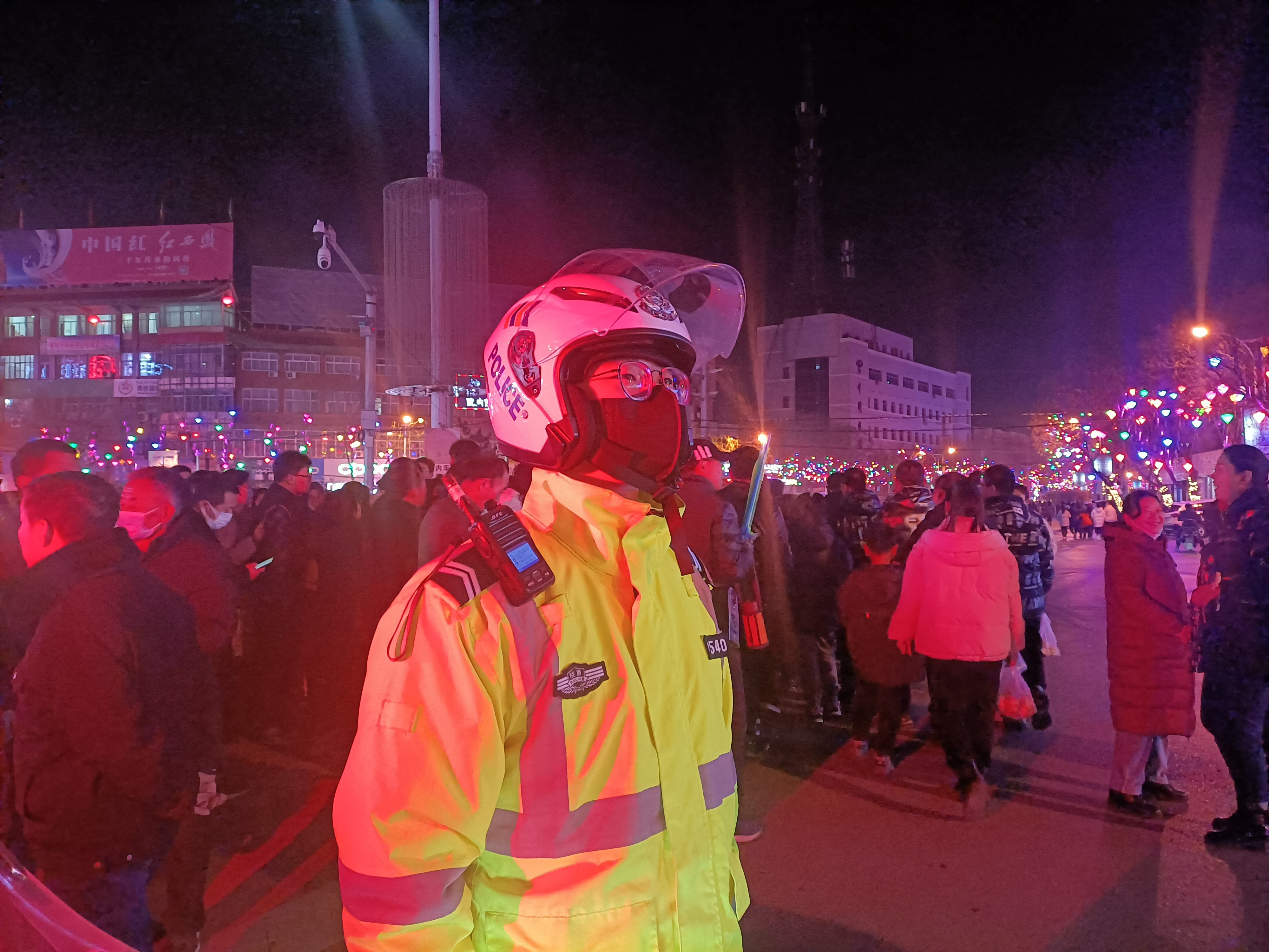 「你的平安 我来守护」元宵佳节绥德交警多措并举守平安