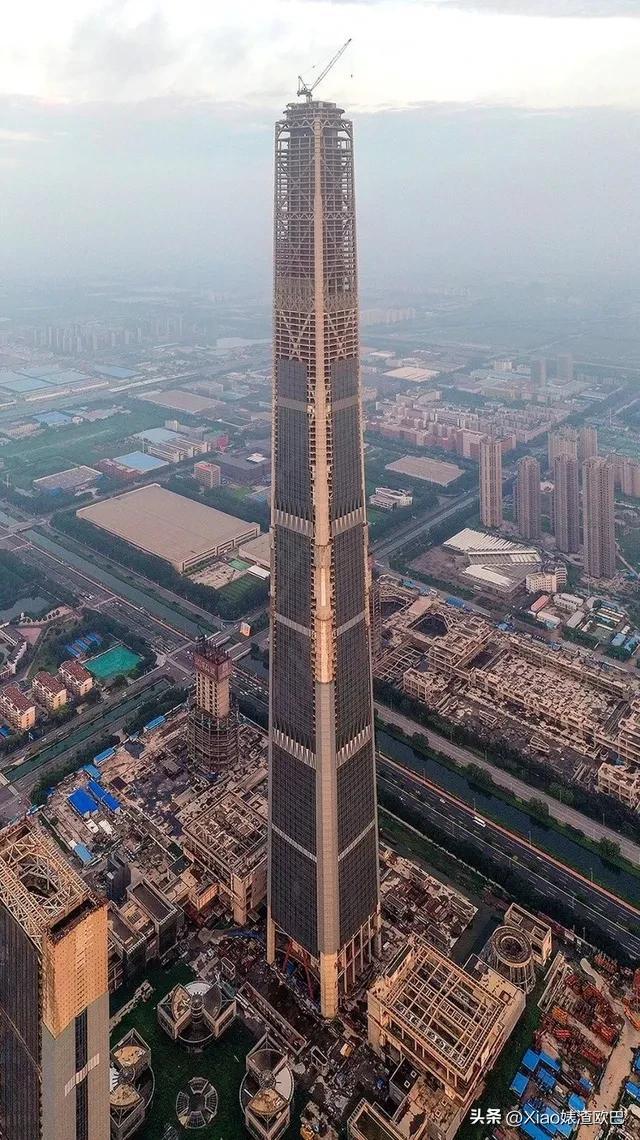 达近7年来最高(近600米高的中国第一高摩天大楼，也是目前全世界最高烂尾楼)