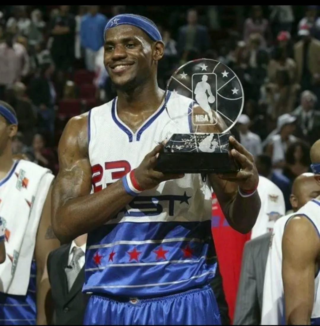 2013NBA全明星正赛视频（回顾21世纪NBA历年全明星赛MVP得主的数据表现，哈登乔治都没入榜）