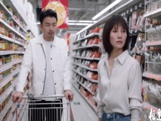 频上热搜！细扒《相逢时节》7位美人的“妙谈”，有人戏红人不红