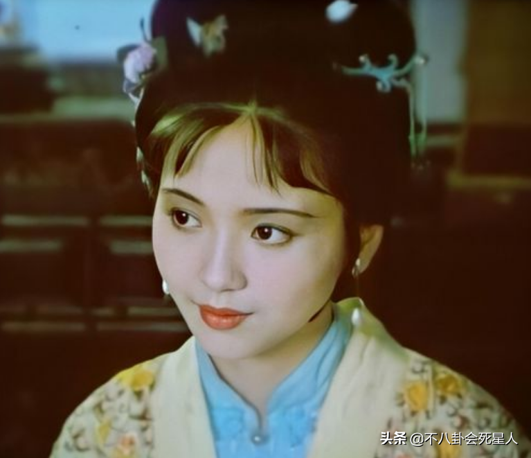 长相不算一眼惊艳，但却格外耐看，这7位女星戳中了大家的审美