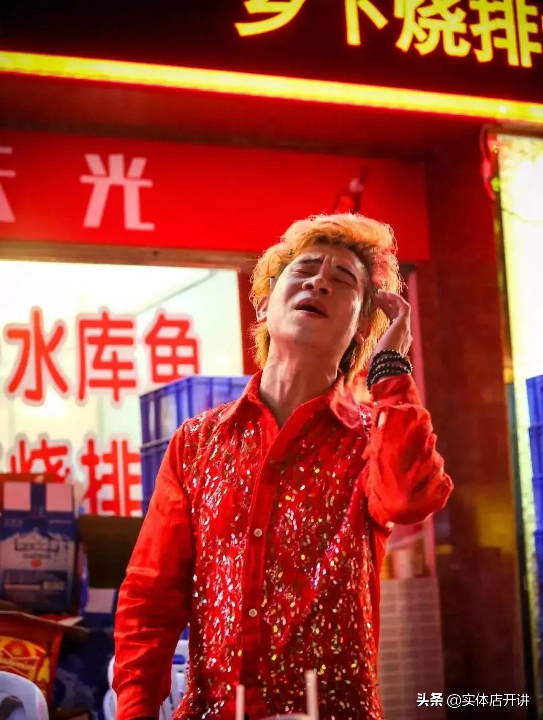 湖南伢子搞不定爱吃的老广，无人排队的广州文和友，危险了