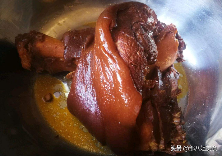 教你做好吃的酱肘花，一上桌人人抢着吃，简单易学，待客用得上