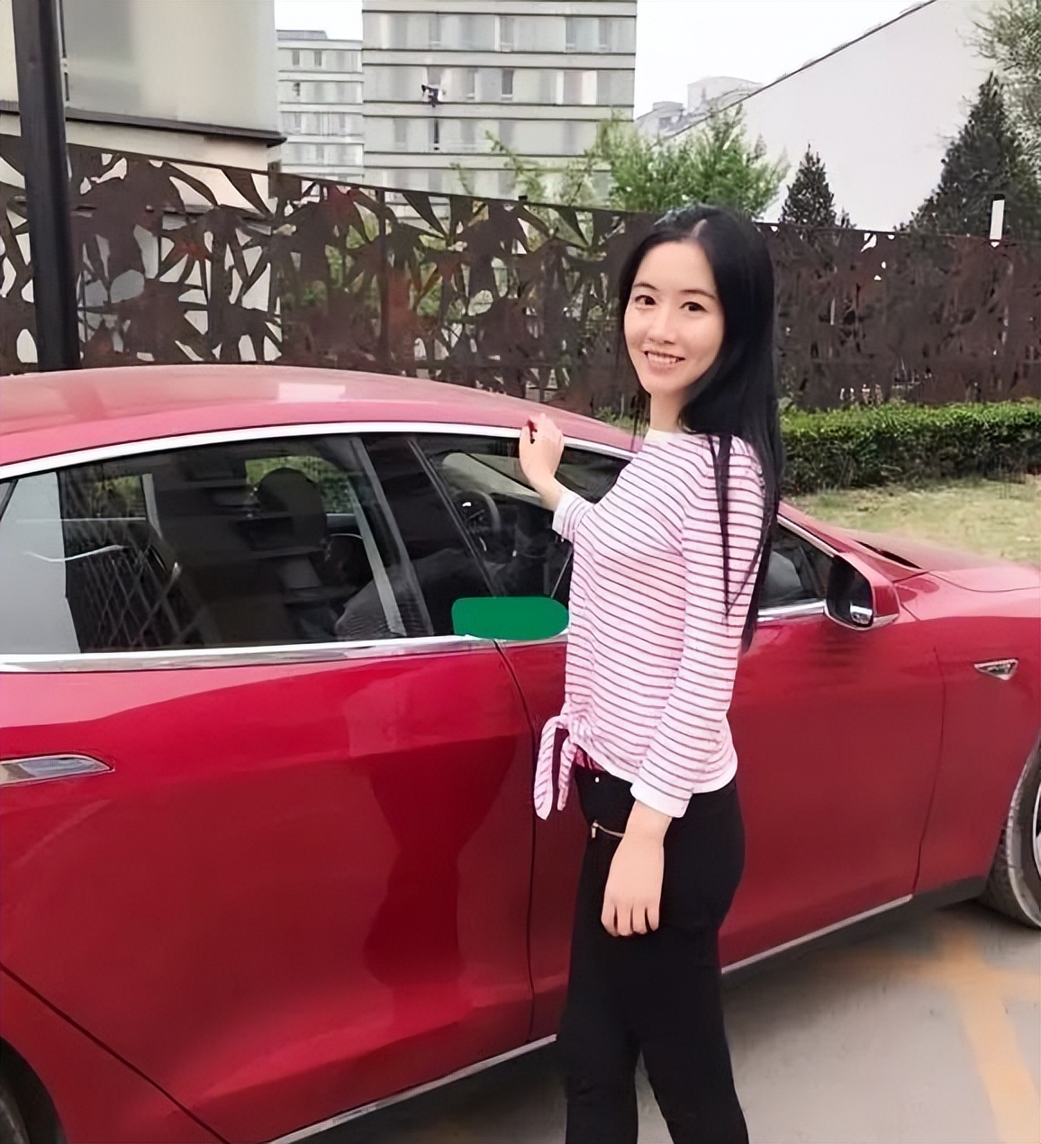 毒蝎美人("蛇蝎美人"翟欣欣,4年前骗婚获利千万资产,逼得丈夫跳楼自杀