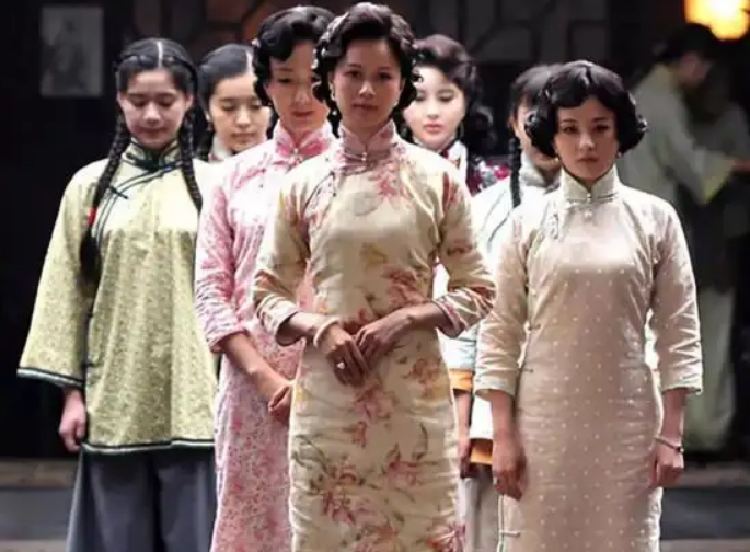 山西发现一张民国妓女证，揭开了旧时代女性，背后的血泪