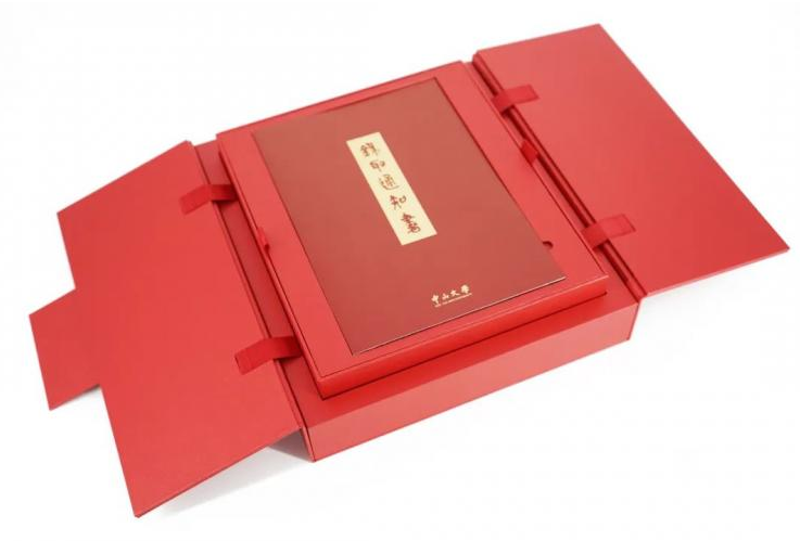 中山大学录取通知书采用状元红礼盒，内含惊喜，网友：好羡慕