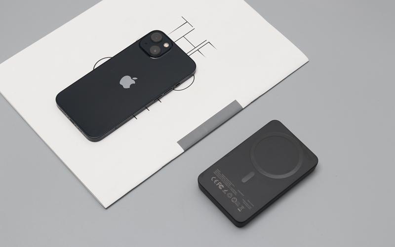 充電無“線”制，電友MagSafe充電寶讓你的iPhone13優(yōu)雅充電