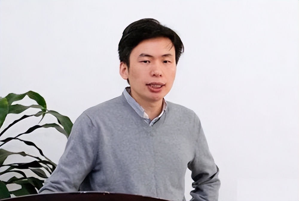 段路明被称“原子上帝”，因祖国一通电话，放弃美国一切火速回国
