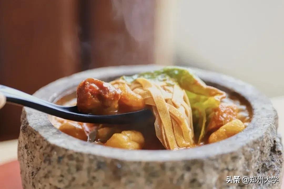 按下郑大快捷键，带你走进郑大生活！