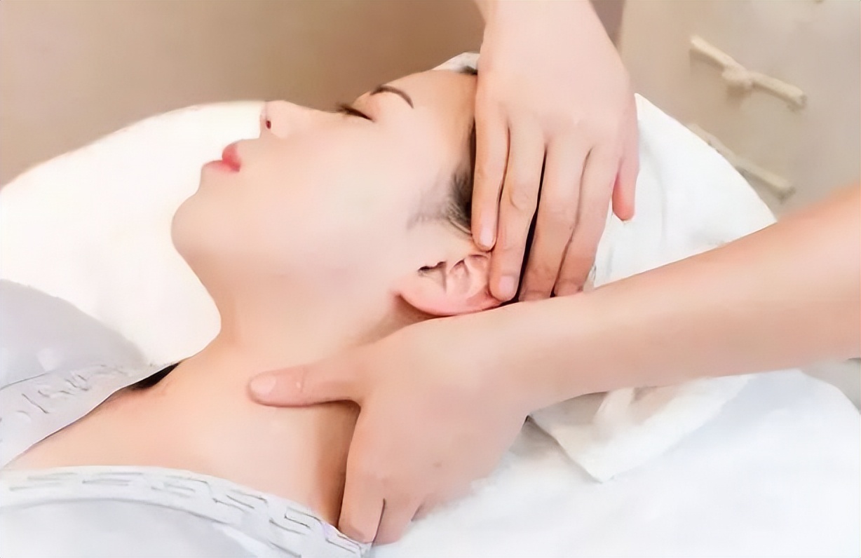 為什麼疏通經絡要從肩頸開始？ 人體內循環由上而下