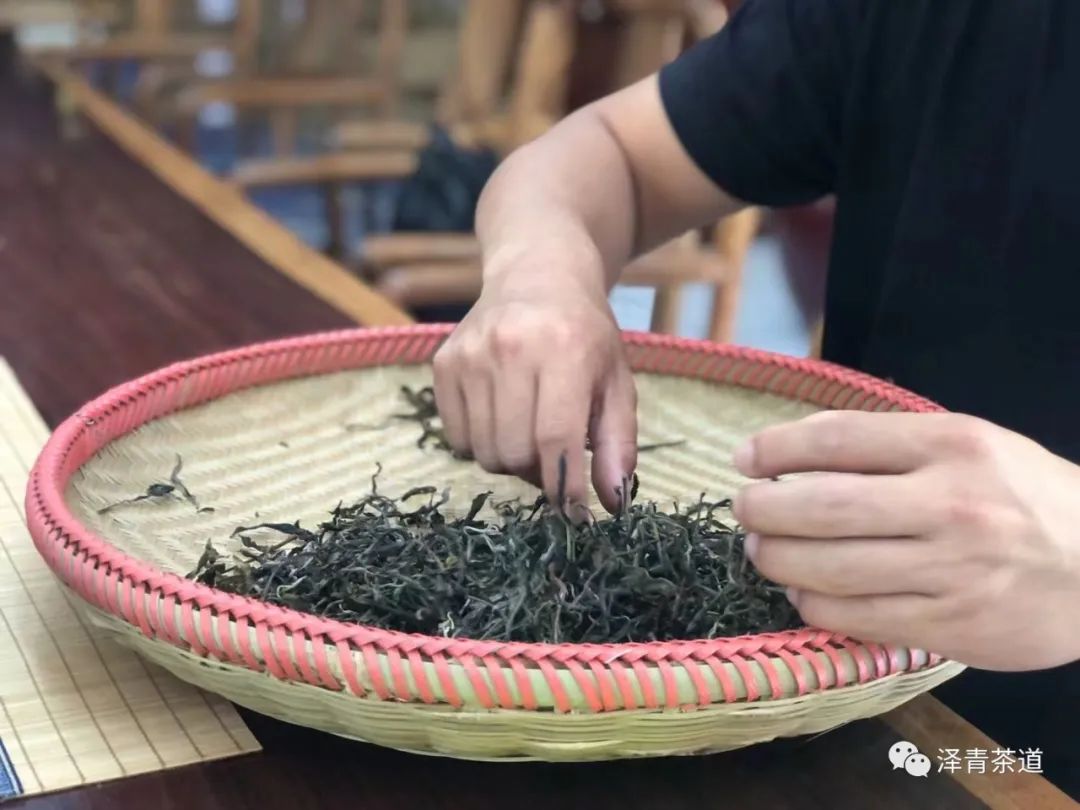 评价茶叶的专业术语(教你喝茶的100个专业术语)