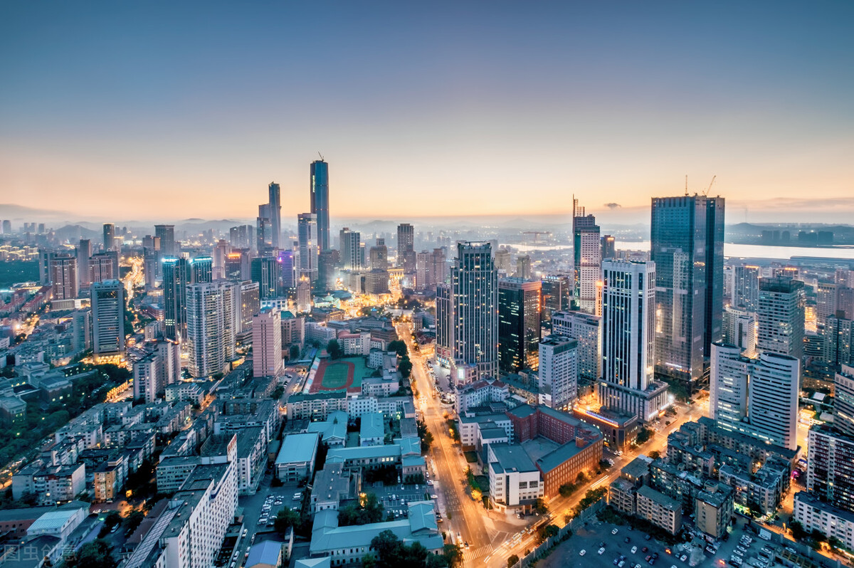 挂靠人对外欠付的工程材料款，被挂靠人也要承担吗