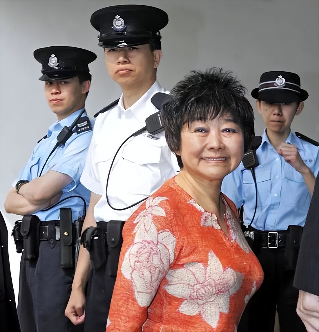 龚如心:苦寻丈夫30年,和公公打8年官司争遗产,死后捐出800亿