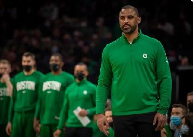 美國(guó)nba教練為什么少有黑人（哈姆執(zhí)教湖人，從NBA15名到英超1位黑人主教練，為何如此不同）