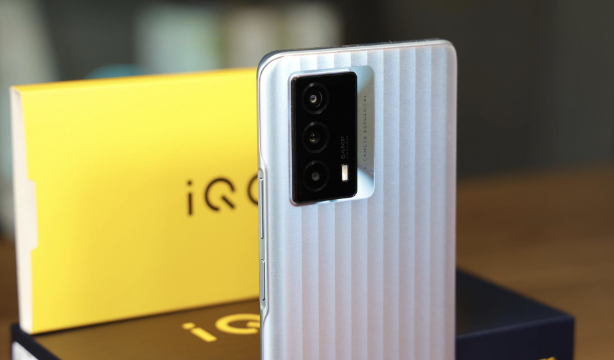 截至七月初，这3款千元机性价比最高，用到2025年毫无压力